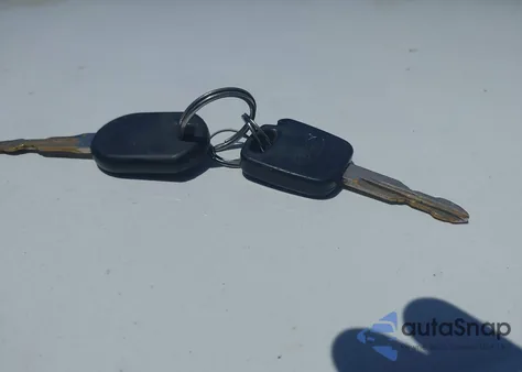 2000 Ford F-150 Lariat/Xl/Xlt from USA, damaged, VIN 2FTRX07LXYCA16892